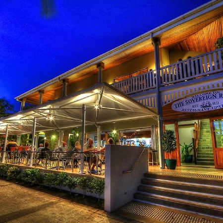 Sovereign Resort Hotel Cooktown Exterior foto